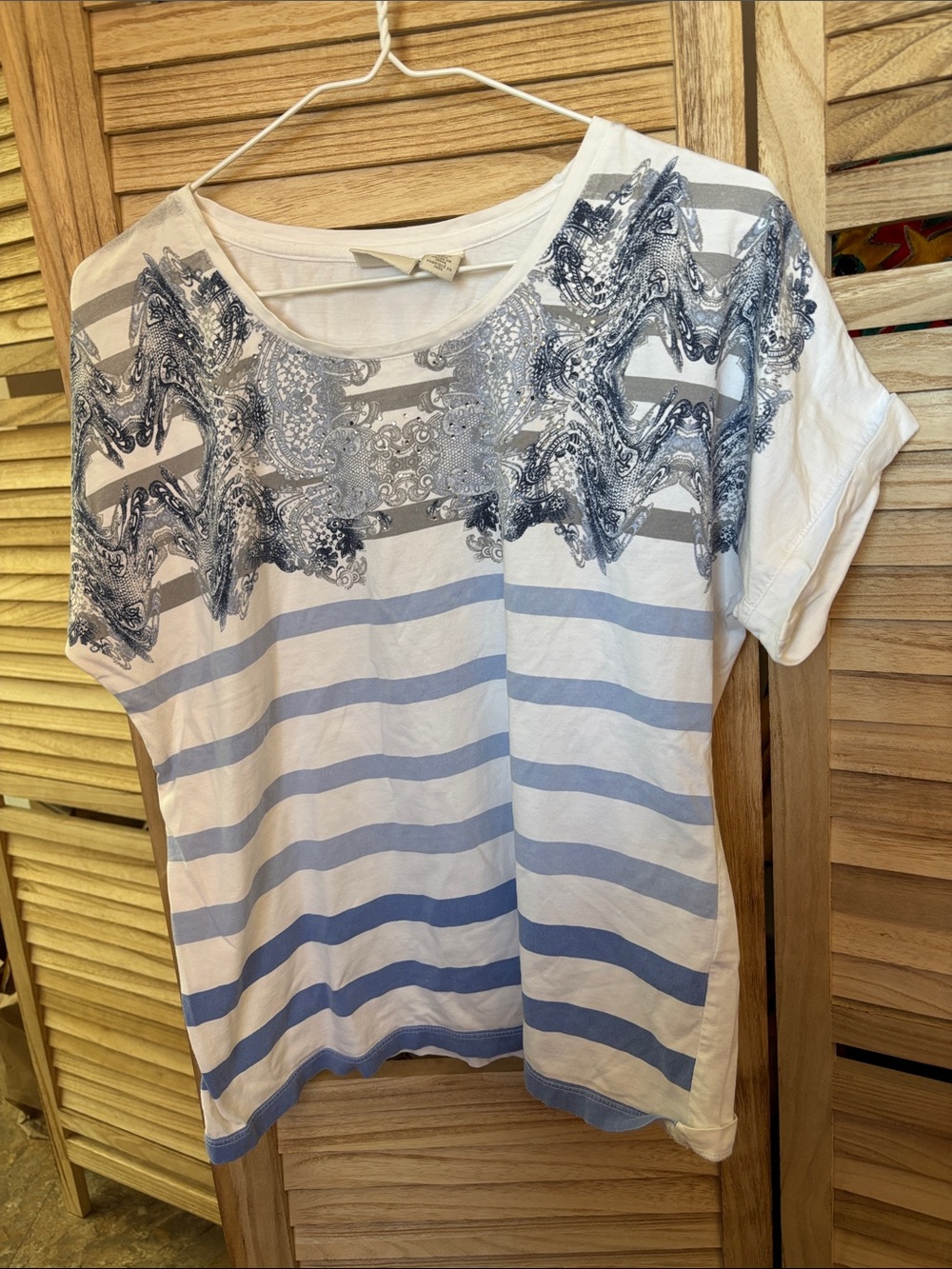Zenergy By Chicos White & Light Blue Striped Top Blue Paisley Print 1 Medium